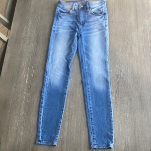 American Eagle super stretch jeans